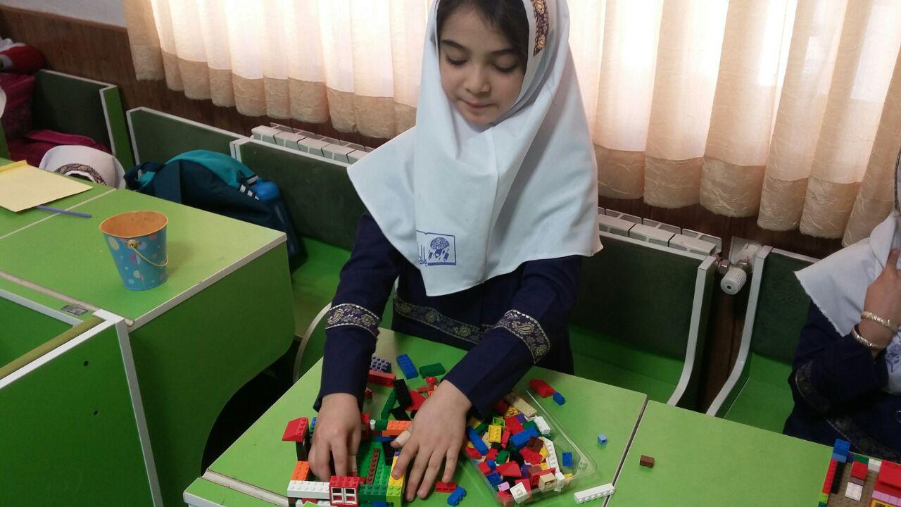 فعالیت های لگوی آموزشی دی ماه دانش آموزان باران اندیشه